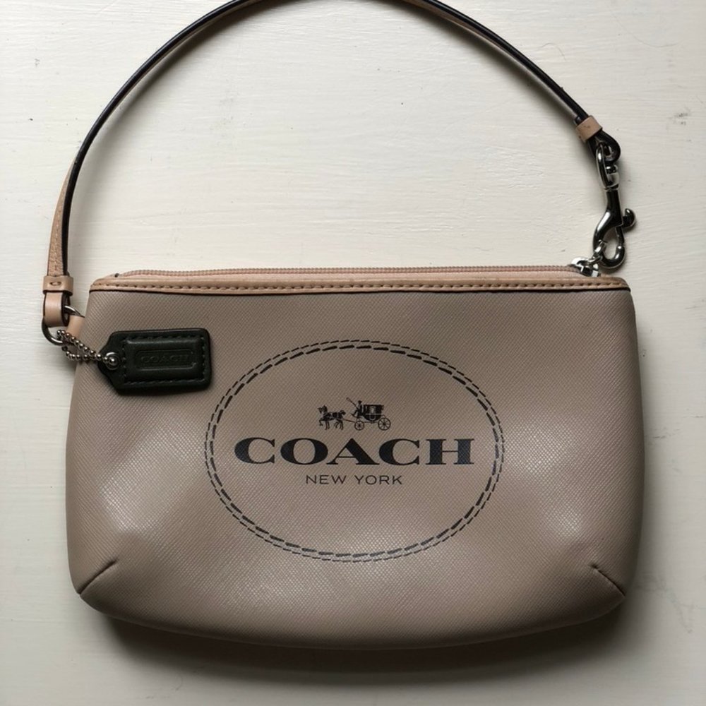 Coach Crimson Horse and Carriage NY Logo Wristlets - Picture 3 of 7